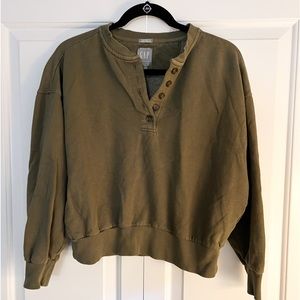 Gap sweatshirt